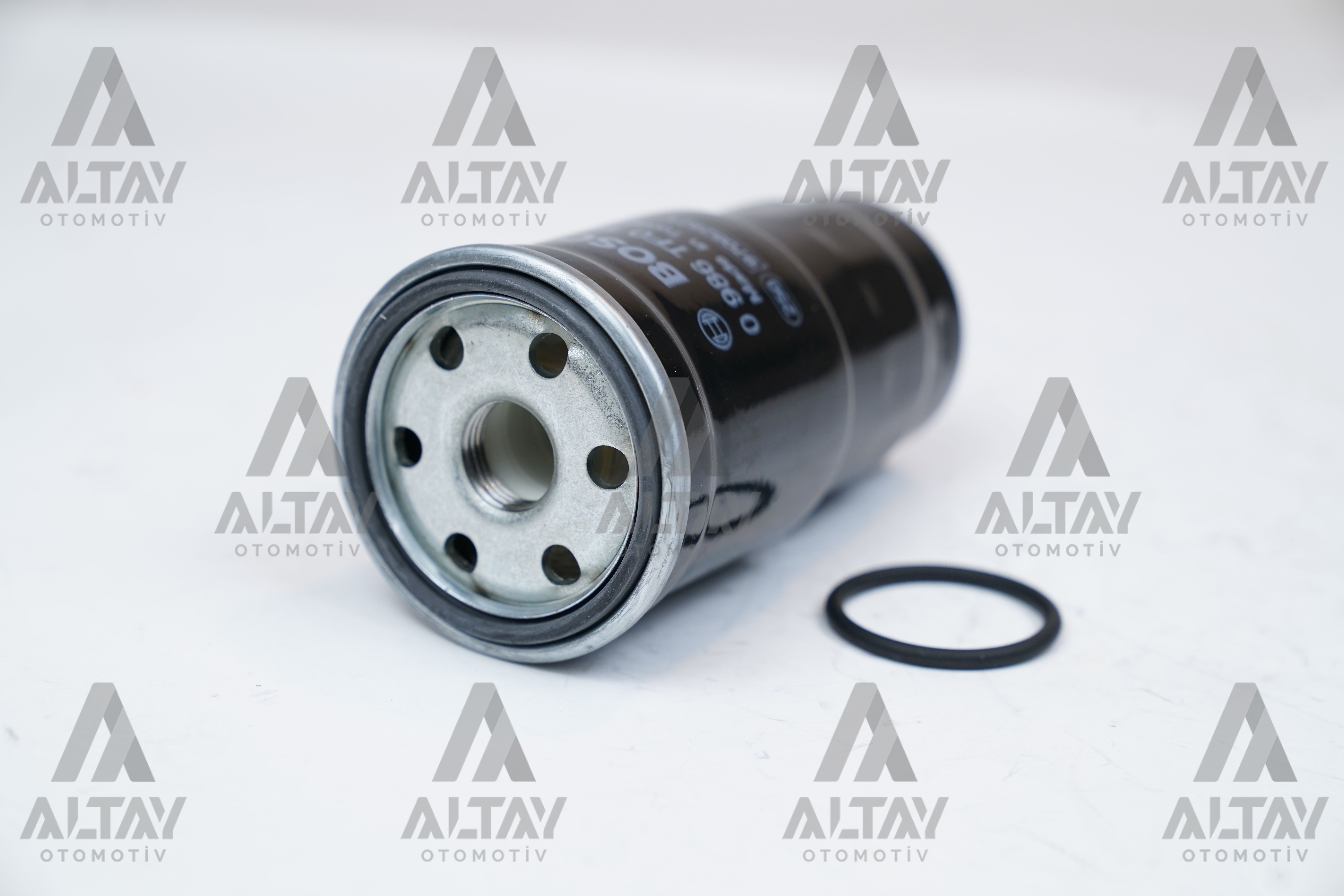 Toyota Corolla Yakıt Filtresi OEM 23390-33010 Toyota Corolla Yakıt Filtresi OEM 23390-33010